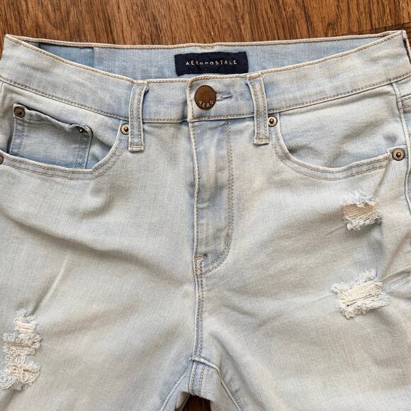 Aeropostale Flex Effects High Waisted Distressed Light Wash Raw Hem Size 4 Jeans - Picture 5 of 6
